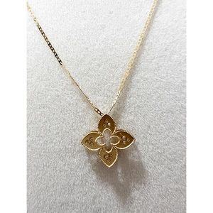 18k Real Solid Gold Flower Necklace , AU750 Stamped